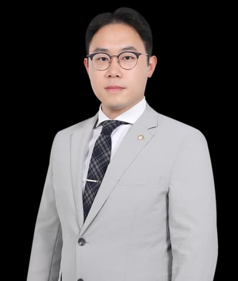 춘천군성범죄변호사 undefined